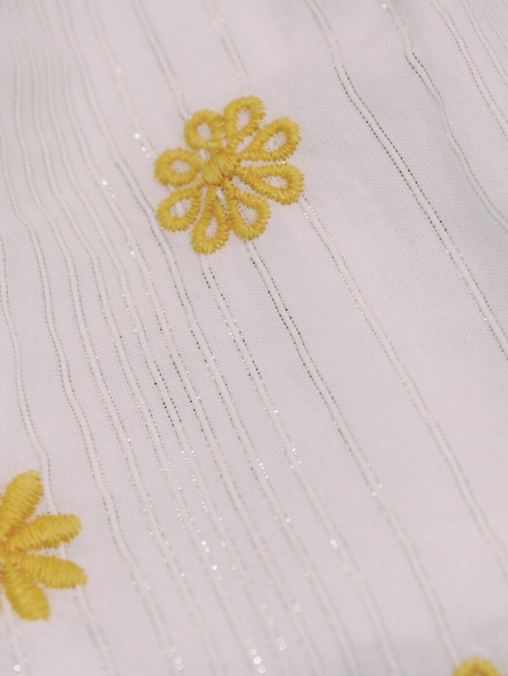 Haute Hippie Kids Style White Embroidered Floral Blouse Girls M (7/8) - Picture 4 of 6